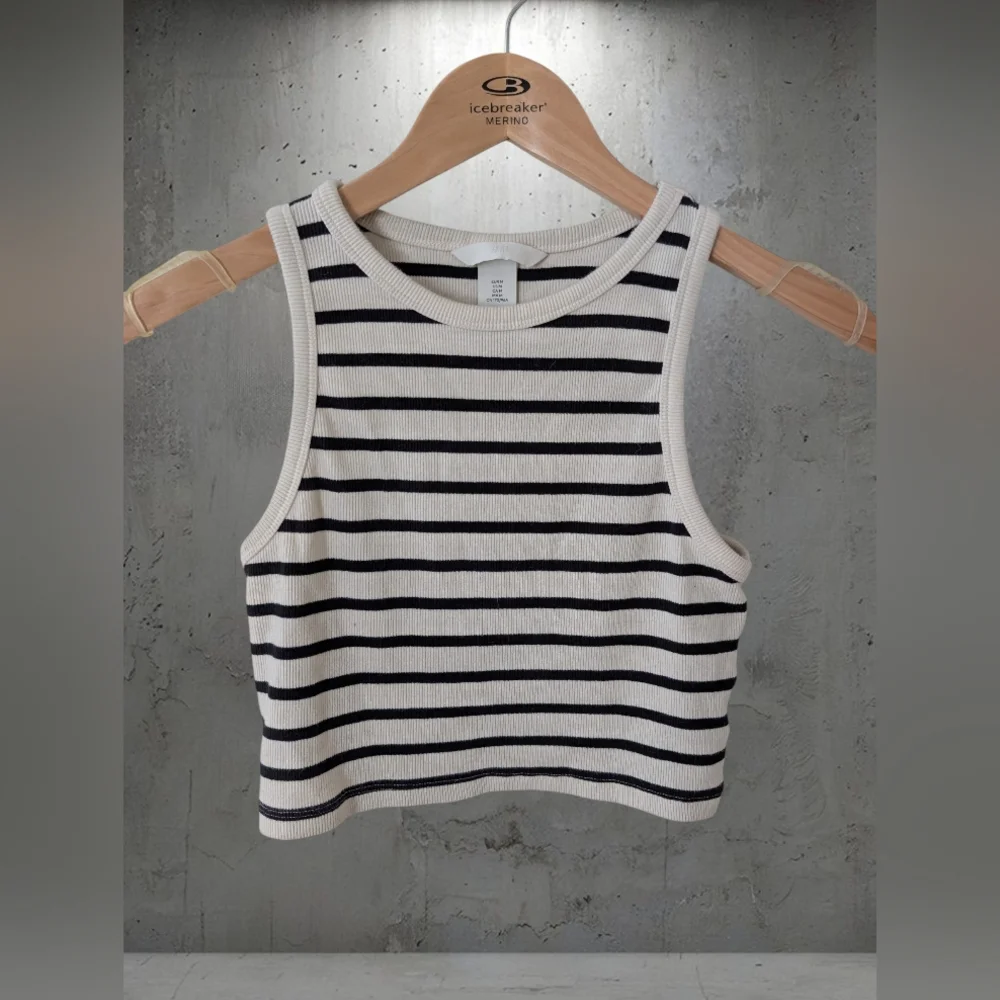 H&M Striped Ribbed Crop Tank - Picture 2 of 4
